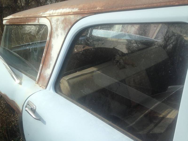 1959 Plymouth Two Suburban