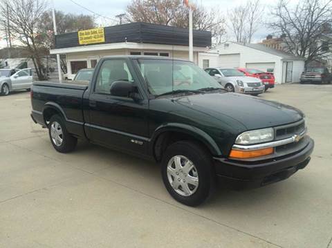 2002 Chevrolet S-10 for sale at Dino Auto Sales in Omaha NE