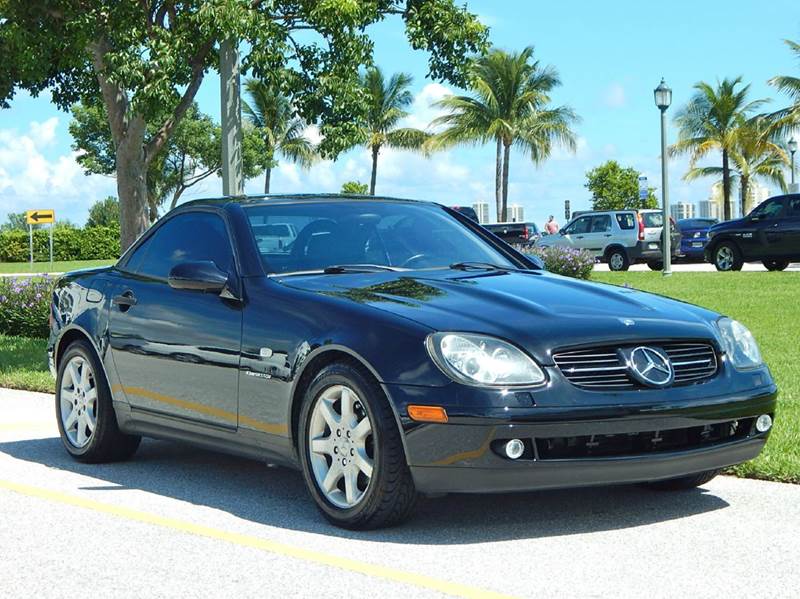 1998 Mercedes-Benz SLK-Class for sale at VE Auto Gallery LLC in Lake Park FL