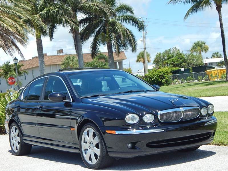 2006 Jaguar X-Type for sale at VE Auto Gallery LLC in Lake Park FL