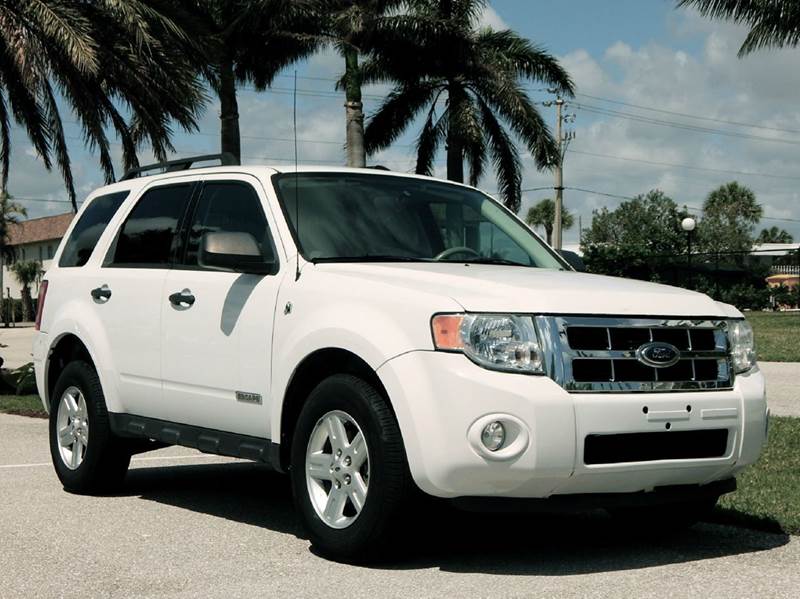 2008 Ford Escape Hybrid for sale at VE Auto Gallery LLC in Lake Park FL