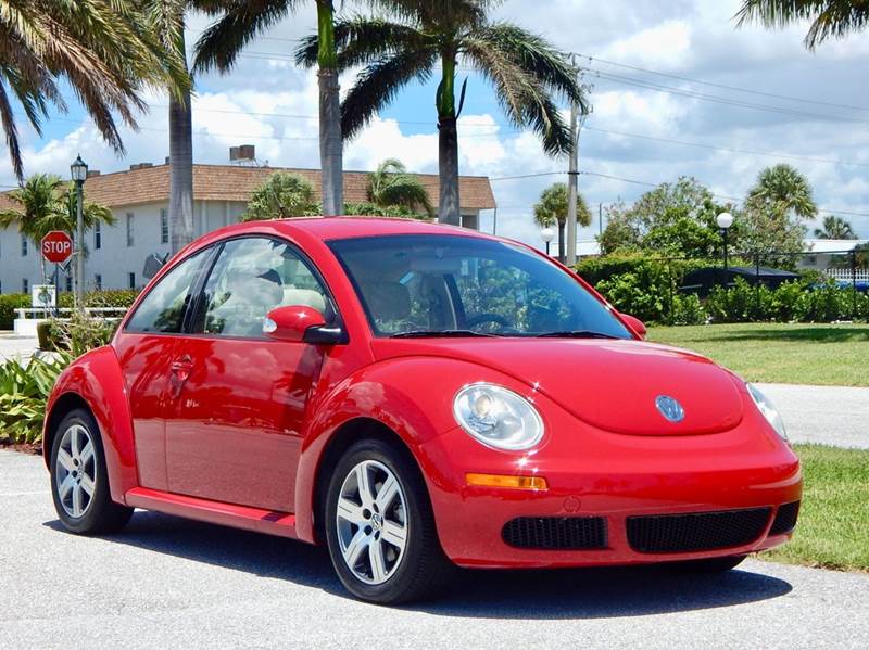 2006 Volkswagen New Beetle for sale at VE Auto Gallery LLC in Lake Park FL
