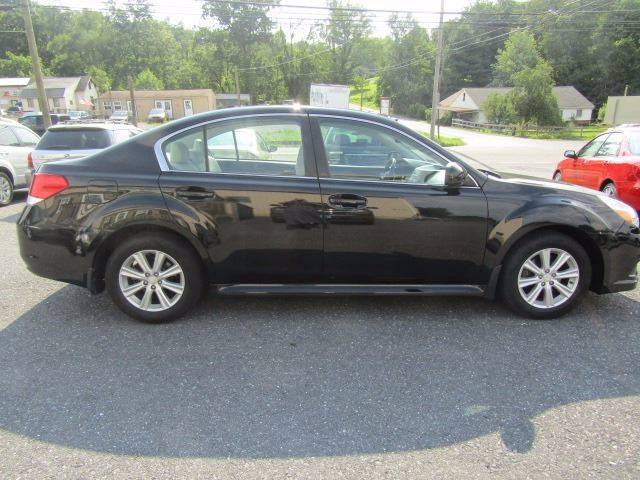 2011 Subaru Legacy for sale at Middle Ridge Motors in New Bloomfield PA