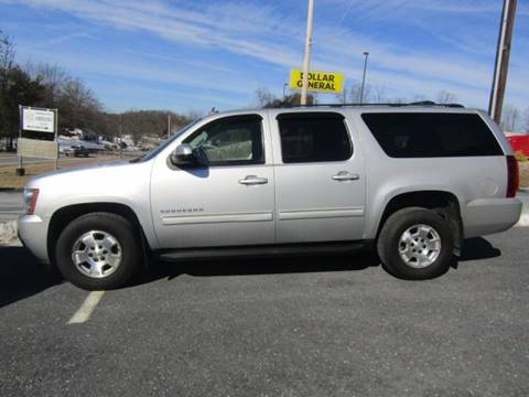 2011 Chevrolet Suburban for sale at Middle Ridge Motors in New Bloomfield PA