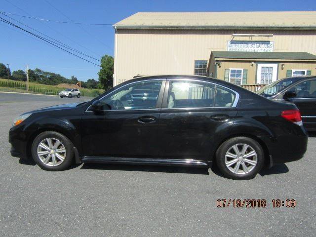 2010 Subaru Legacy for sale at Middle Ridge Motors in New Bloomfield PA