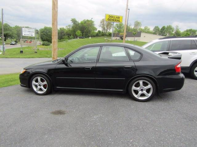 2009 Subaru Legacy for sale at Middle Ridge Motors in New Bloomfield PA