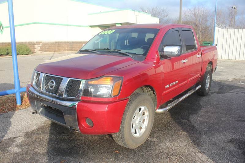 2005 Nissan Titan for sale at River City Motors, Inc in Memphis TN