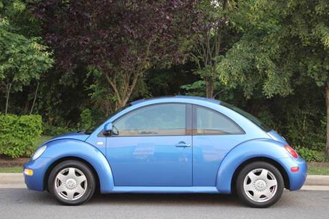 2000 Volkswagen New Beetle for sale at M & M Auto Brokers in Chantilly VA