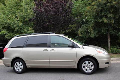 2006 Toyota Sienna for sale at M & M Auto Brokers in Chantilly VA