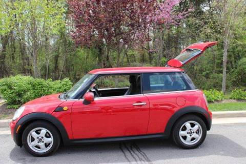 2009 MINI Cooper for sale at M & M Auto Brokers in Chantilly VA