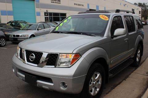 2006 Nissan Pathfinder for sale at M & M Auto Brokers in Chantilly VA