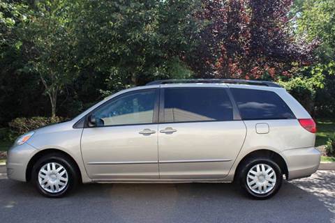 2005 Toyota Sienna for sale at M & M Auto Brokers in Chantilly VA