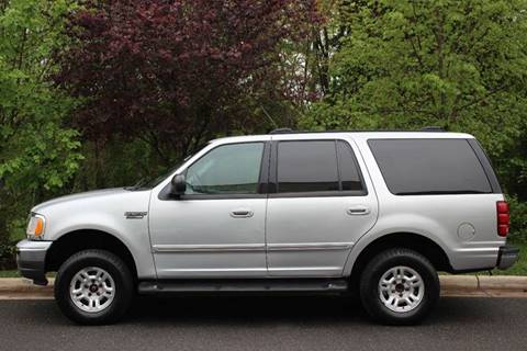 2002 Ford Expedition for sale at M & M Auto Brokers in Chantilly VA
