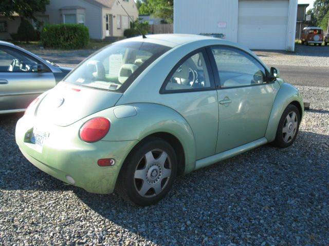 1999 Volkswagen New Beetle for sale at MIDLAND MOTORS LLC in Tacoma WA