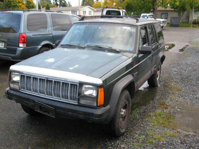 1996 Jeep Cherokee for sale at MIDLAND MOTORS LLC in Tacoma WA