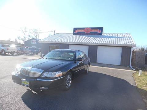 2007 Lincoln Town Car for sale at Grand Prize Cars in Cedar Lake IN