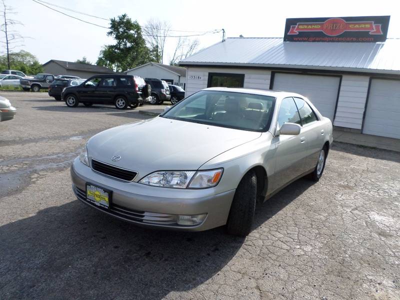 1997 Lexus ES 300 for sale at Grand Prize Cars in Cedar Lake IN