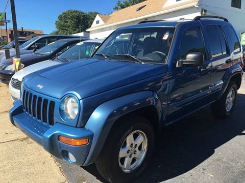 2004 Jeep Liberty for sale at BAHNANS AUTO SALES, INC. in Worcester MA