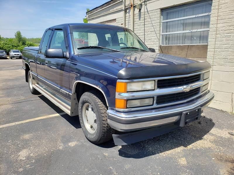 1996 Chevrolet C/K 1500 Series for sale at MIAMISBURG AUTO SALES in Miamisburg OH