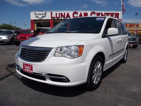 2016 Chrysler Town and Country for sale at LUNA CAR CENTER in San Antonio TX