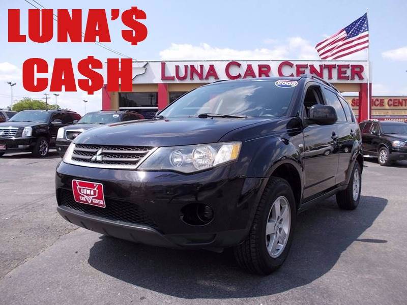 2008 Mitsubishi Outlander for sale at LUNA CAR CENTER in San Antonio TX