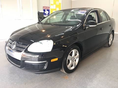 2009 Volkswagen Jetta for sale at LUNA CAR CENTER in San Antonio TX