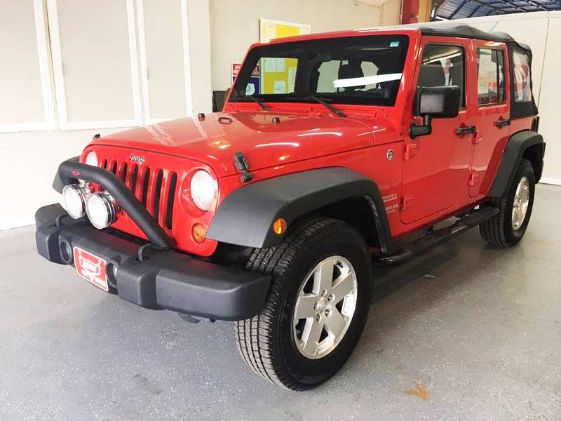 2011 Jeep Wrangler Unlimited for sale at LUNA CAR CENTER in San Antonio TX