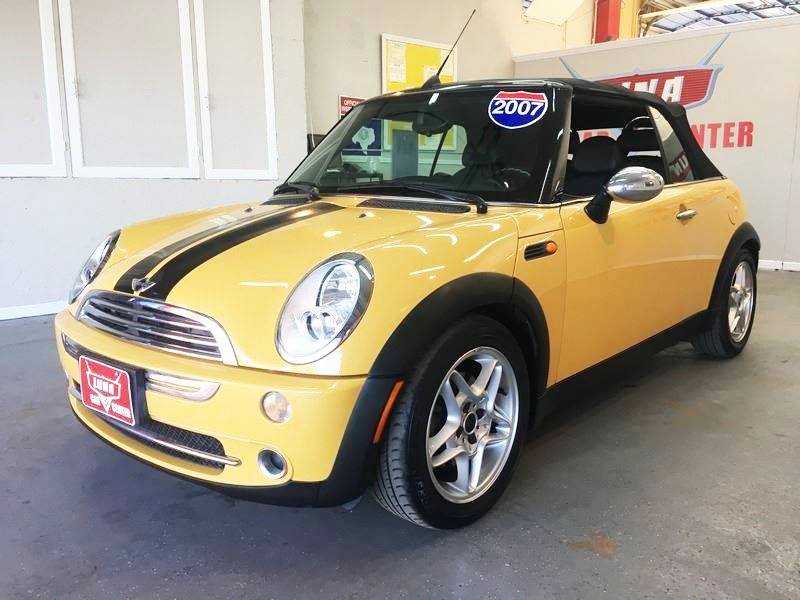 2007 MINI Cooper for sale at LUNA CAR CENTER in San Antonio TX