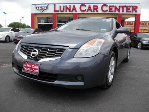 2009 Nissan Altima for sale at LUNA CAR CENTER in San Antonio TX