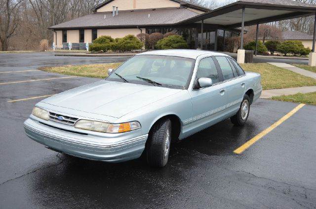 1996 Ford Crown Victoria for sale at West Chester Autos in Hamilton OH