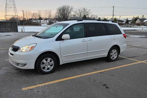 2004 Toyota Sienna for sale at West Chester Autos in Hamilton OH