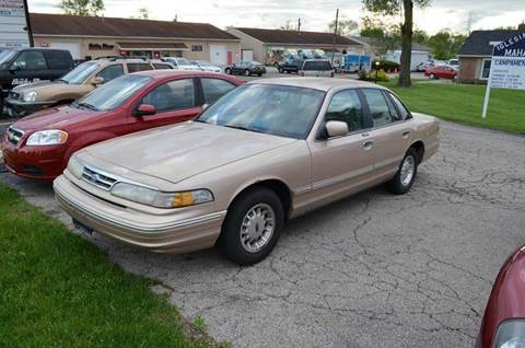 1996 Ford Crown Victoria for sale at West Chester Autos in Hamilton OH
