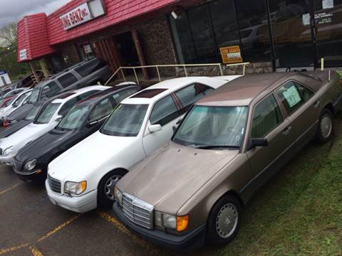 1989 Mercedes-Benz 260-Class