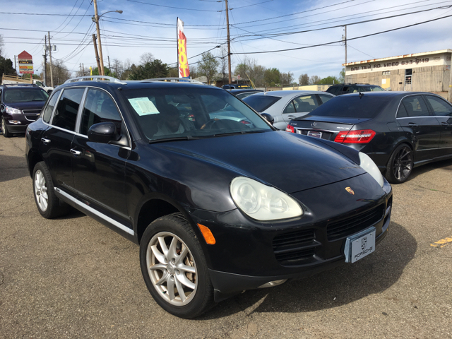 2004 Porsche Cayenne for sale at KB Auto Mall LLC in Akron OH