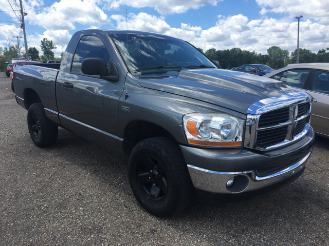 2006 Dodge Ram Pickup 1500 for sale at KB Auto Mall LLC in Akron OH