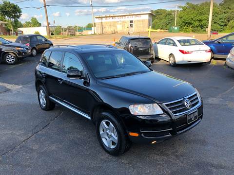2007 Volkswagen Touareg for sale at KB Auto Mall LLC in Akron OH