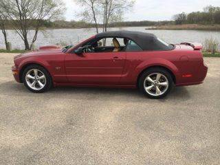 2007 Ford Mustang for sale at Dream Machines in Cedar Falls IA