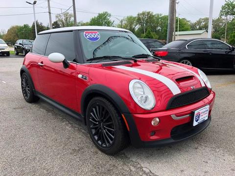 2005 MINI Cooper for sale at I-80 Auto Sales in Hazel Crest IL