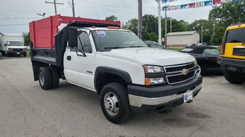 2006 Chevrolet Silverado 3500 for sale at I-80 Auto Sales in Hazel Crest IL