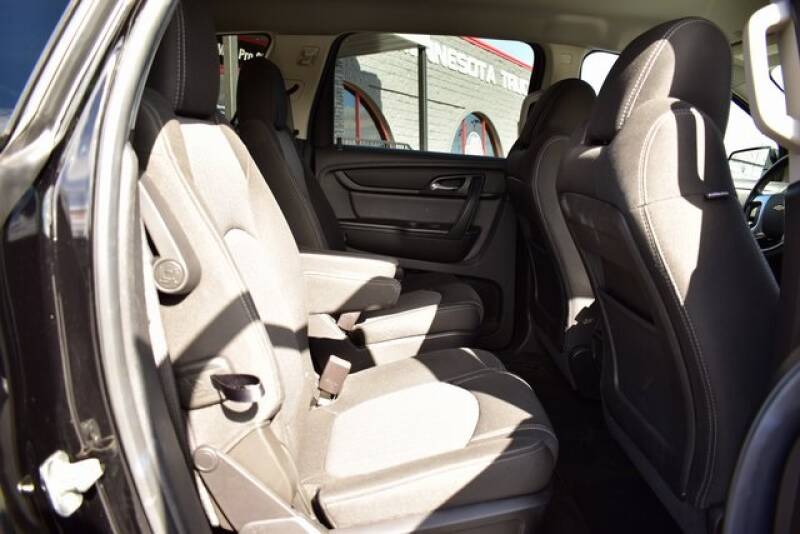 2016 Chevrolet Traverse LT (image 40)