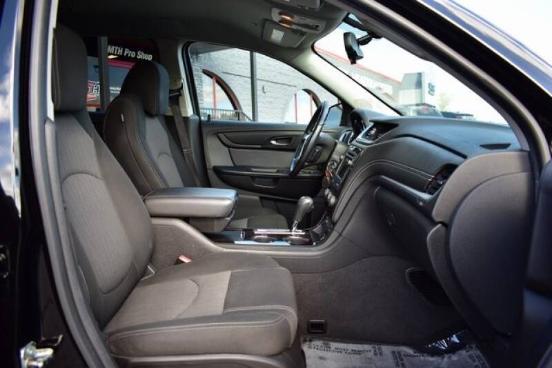 2016 Chevrolet Traverse LT (image 44)