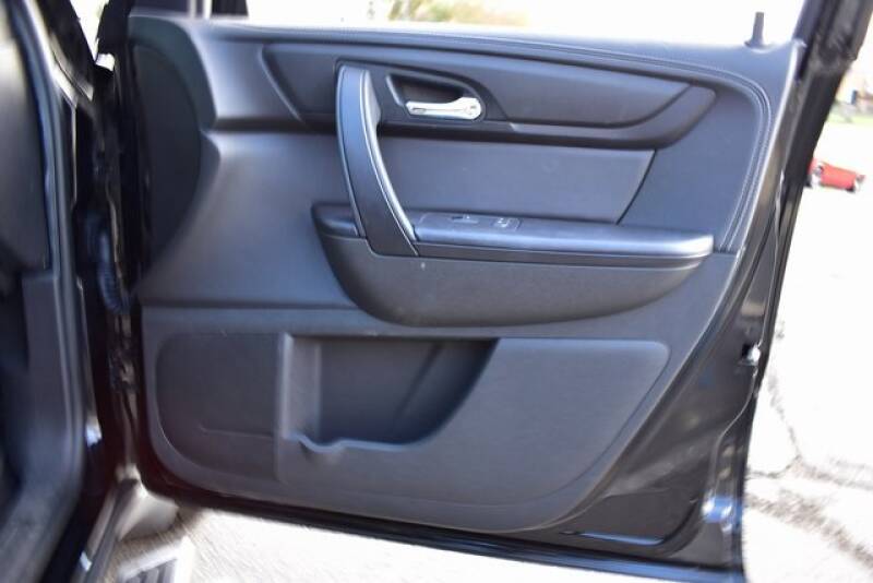 2016 Chevrolet Traverse LT (image 47)