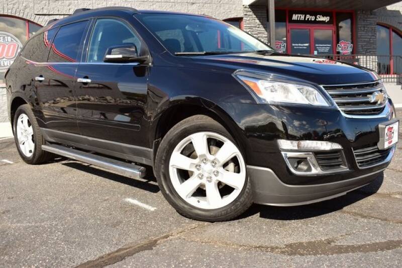2016 Chevrolet Traverse LT (image 4)