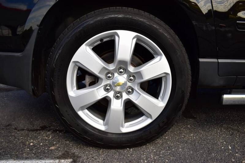 2016 Chevrolet Traverse LT (image 9)
