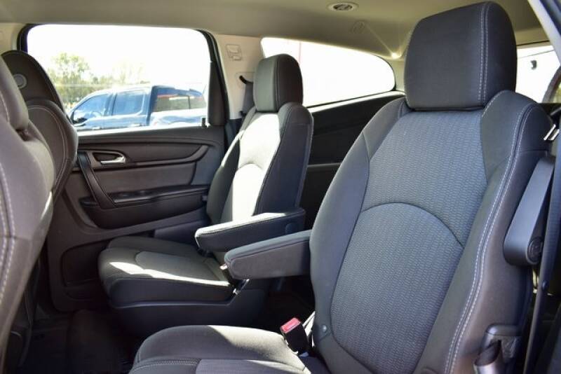 2016 Chevrolet Traverse LT (image 34)