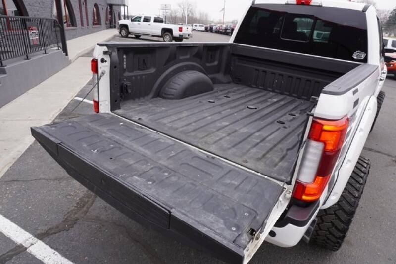 2018 Ford F-250 Super Duty (image 33)