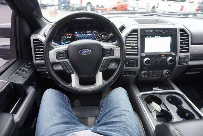 2018 Ford F-250 Super Duty (image 81)