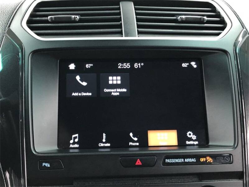 2017 Ford Explorer XLT (image 21)