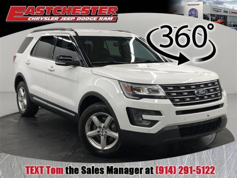 2017 Ford Explorer XLT (image 1)