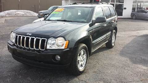 2005 Jeep Grand Cherokee for sale at Global Auto Sales in Hazel Park MI